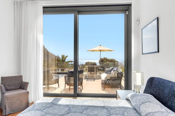 Vente Maison contemporaine Èze 7 Pièces 256 m²