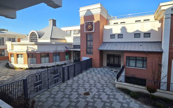 Appartement à vendre    2 pièces • 40,07 m2 Le Blanc-Mesnil