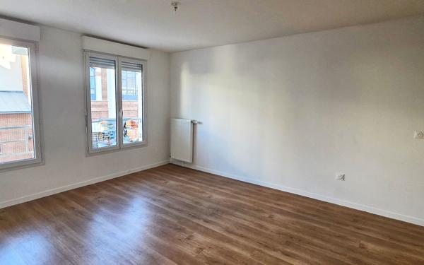 Appartement à vendre    2 pièces • 40,07 m2 Le Blanc-Mesnil