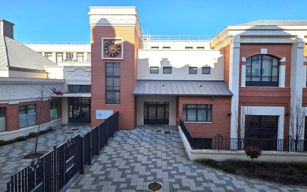 Appartement à vendre    2 pièces • 40,07 m2 Le Blanc-Mesnil