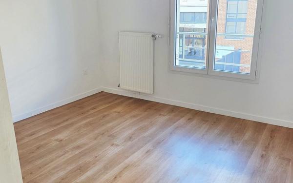 Appartement à vendre    2 pièces • 40,07 m2 Le Blanc-Mesnil