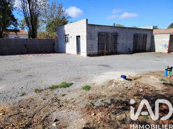 Maison à vendre 1 pièce 96 m² Courçon