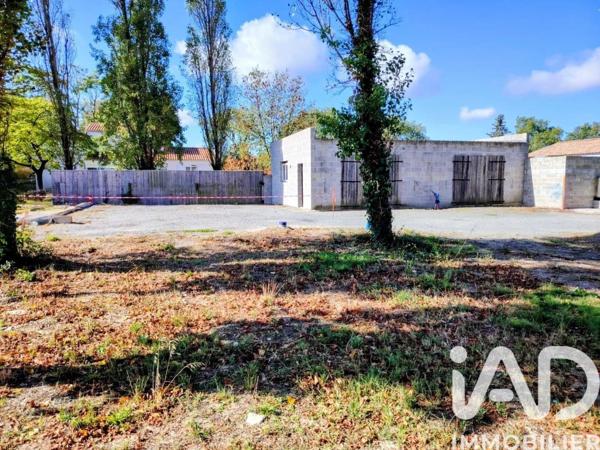 Maison à vendre 1 pièce 96 m² Courçon