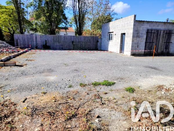 Maison à vendre 1 pièce 96 m² Courçon