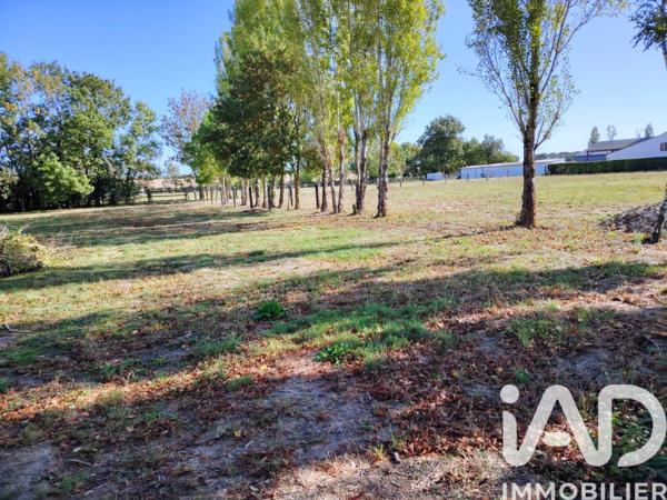 Maison à vendre 1 pièce 96 m² Courçon