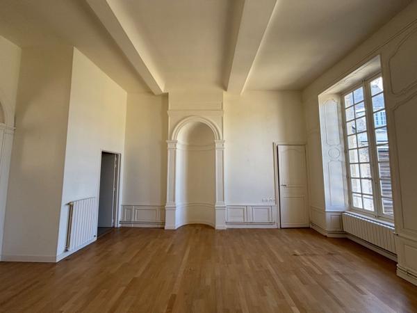 Vente Appartement de luxe Bayeux 5 Pièces 153 m²