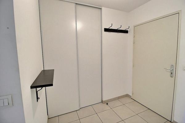 Appartement Marseille 8ème 2 pièces 45.18 m2 avec extérieur