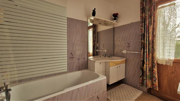 "AJUSTEMENT DU PRIX"