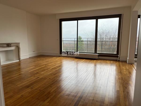 Location Appartement 5 pièces 178 m² - Saint Cloud 92210