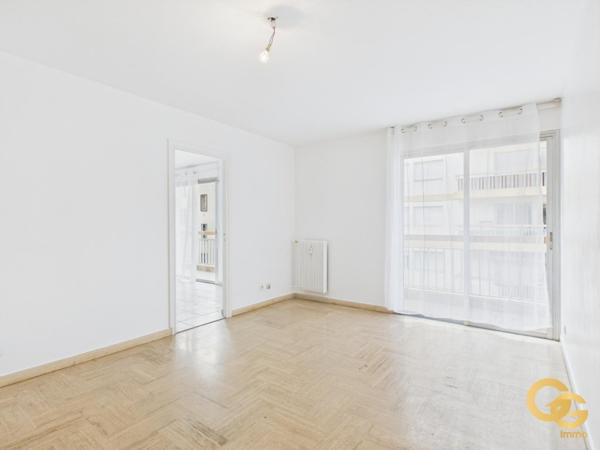 Appartement à NICE (06000)
