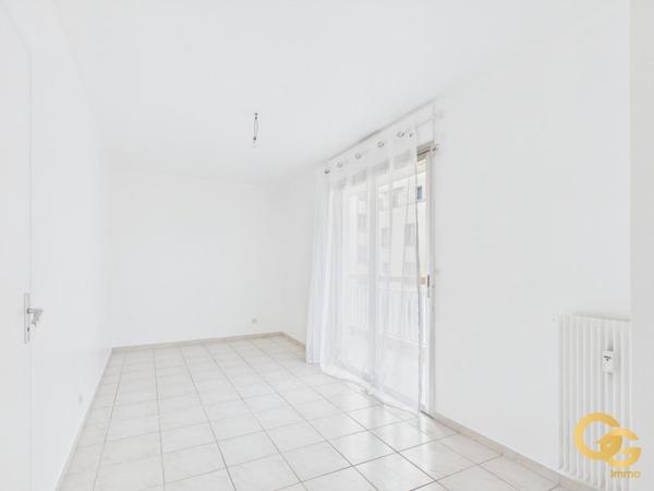 Appartement à NICE (06000)