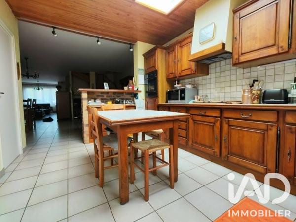 Maison à vendre 6 pièces 179 m² Annœullin