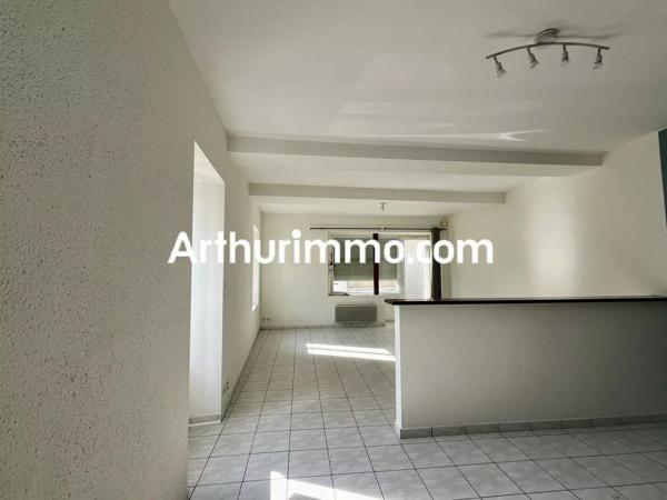 Location                                                      Maison
                        
                     3 pièces                      74 m2                     à Mauléon