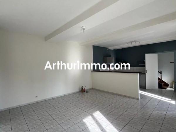 Location                                                      Maison
                        
                     3 pièces                      74 m2                     à Mauléon