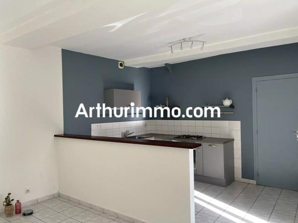 Location                                                      Maison
                        
                     3 pièces                      74 m2                     à Mauléon