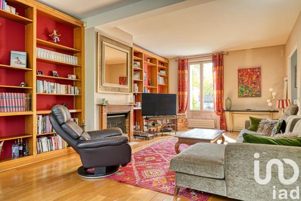 Maison à vendre 7 pièces 204 m² Suresnes