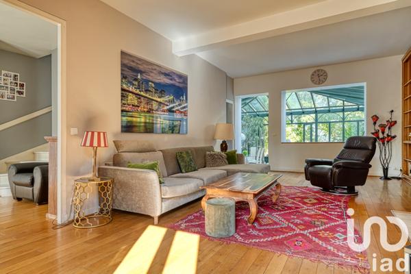 Maison à vendre 7 pièces 204 m² Suresnes