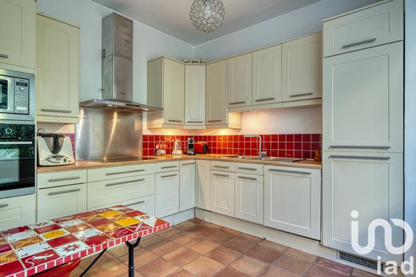 Maison à vendre 7 pièces 204 m² Suresnes