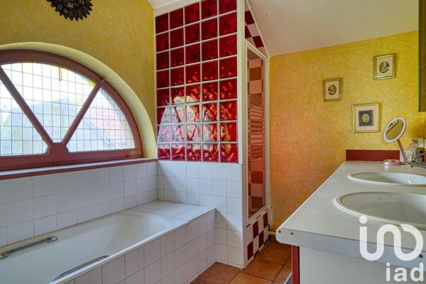 Maison à vendre 7 pièces 204 m² Suresnes