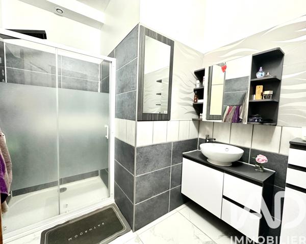 Maison à vendre 4 pièces 87 m² Pont-Saint-Esprit