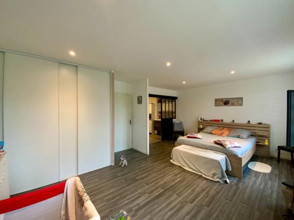 Grande maison dans Archiac