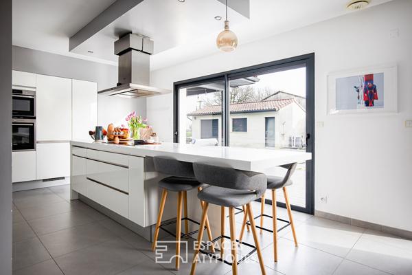 Villa contemporaine avec piscine à Mondonville