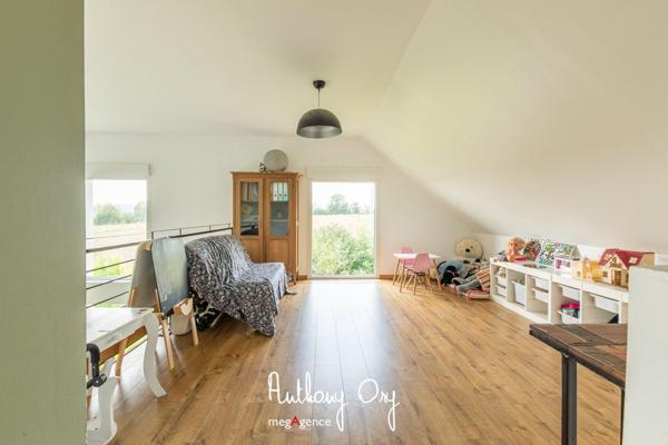 Maison à VIRE NORMANDIE, 14500 - 7 pièces 185m²