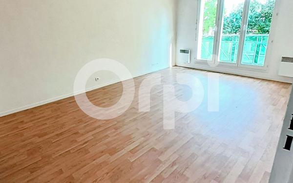 Appartement à louer    3 pièces • 60 m2 Nanteuil-le-Haudouin