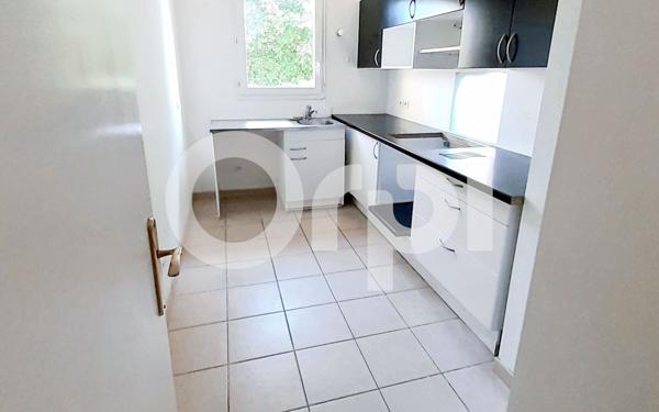 Appartement à louer    3 pièces • 60 m2 Nanteuil-le-Haudouin