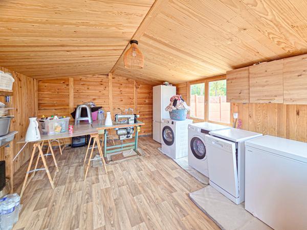 Belle maison bois type chalet
