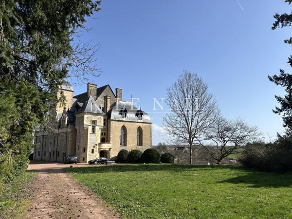 Château ISMH et son petit château en Bourgogne au cœur de la Nièvre