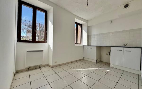 Appartement à vendre    1 pièce • 26,81 m2 Coulommiers