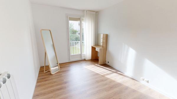 APPARTEMENT - T3-POITIERS - Auchan Sud -72 m2