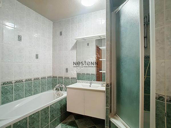 A VENDRE - Arlequin -Grenoble -Appartement de type T5 sans vis à vis avec d'importantes possibilité d'aménagement..