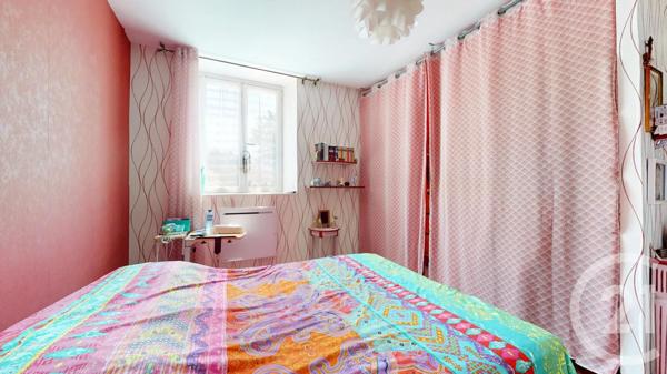 Maison à vendre  7 pièces - 230 m 2   SEZANNE  - 51
