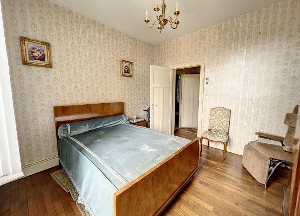 Appartement à vendre    5 pièces • 99,11 m2 Montluçon