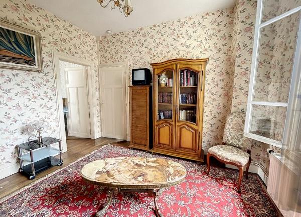 Appartement à vendre    5 pièces • 99,11 m2 Montluçon