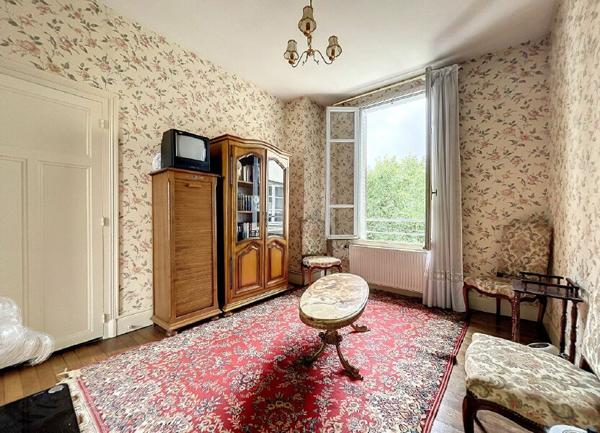 Appartement à vendre    5 pièces • 99,11 m2 Montluçon