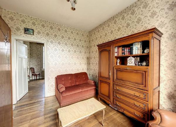 Appartement à vendre    5 pièces • 99,11 m2 Montluçon