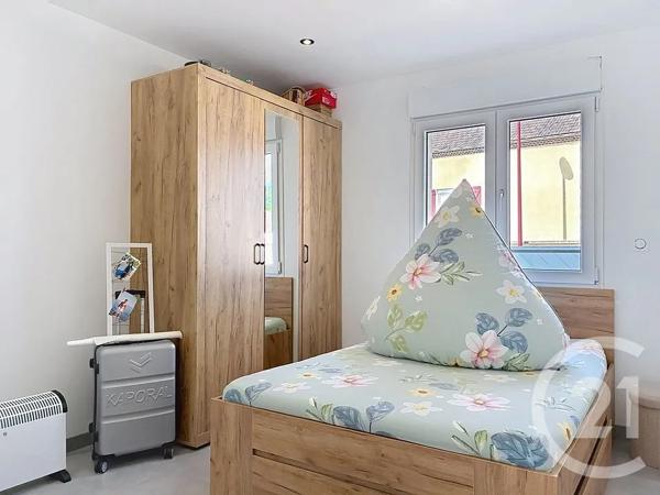 Maison à vendre  5 pièces - 100 m 2   ESTISSAC  - 10