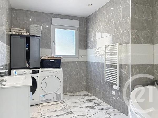 Maison à vendre  5 pièces - 100 m 2   ESTISSAC  - 10