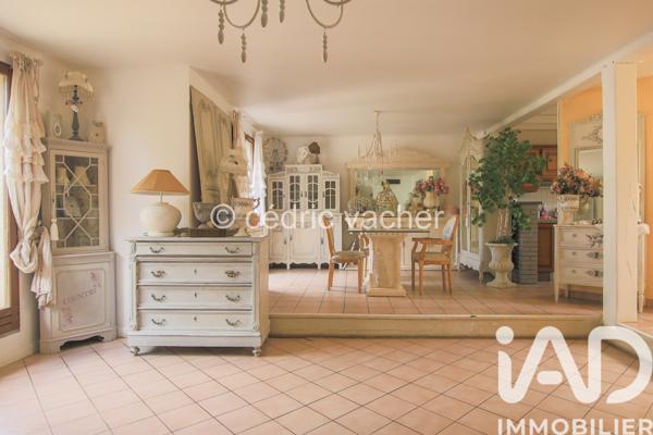 Maison à vendre 5 pièces 136 m² Sainte-Geneviève-des-Bois