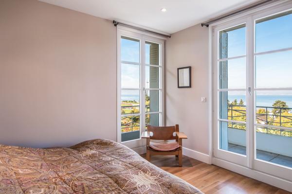 Vente Maison de luxe Évian-les-Bains 6 Pièces 340 m²