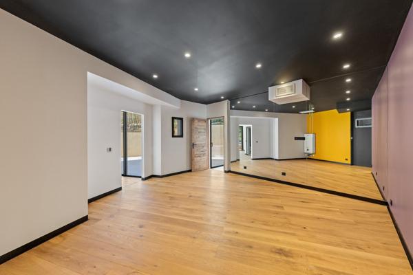 Vente Maison de luxe Saint-Cyr-sur-Mer 5 Pièces 160 m²