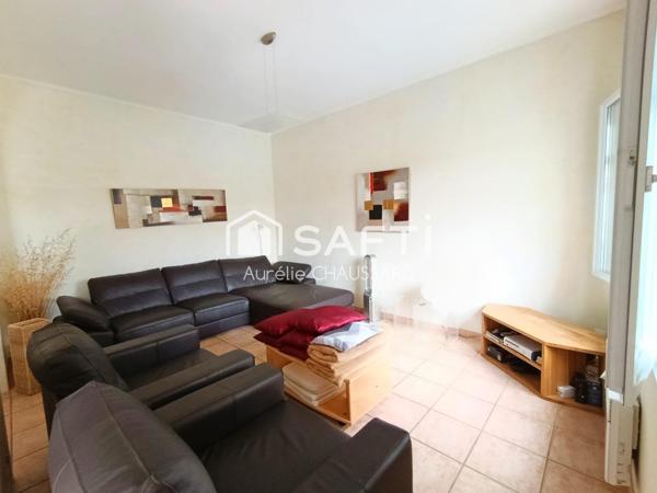 Maison de village 3 chambres jardin piscine