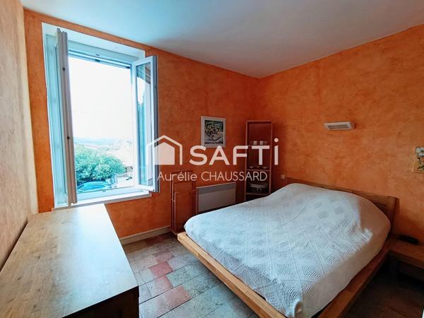 Maison de village 3 chambres jardin piscine