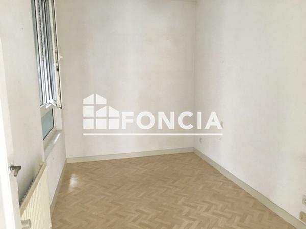 Location Appartement 2 pièces 42.3 m² - 2 BIS R ALSACE LORRAINE Agen 47000