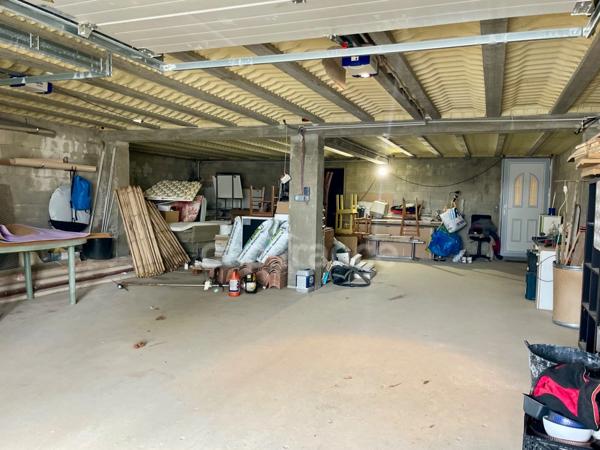 Propriété d’exception sur les hauteurs d’Apt – Vue, calme et potentiel rare