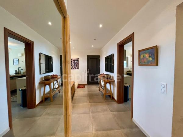 Propriété d’exception sur les hauteurs d’Apt – Vue, calme et potentiel rare