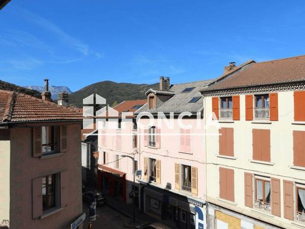 Location Appartement 3 pièces 50.33 m² - 13 RUE ARISTIDE BRIAND Vizille 38220